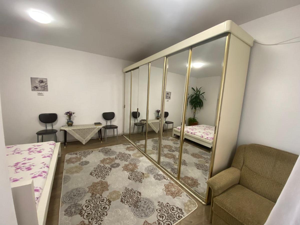 Ardelean Apartment Oradea Exterior foto